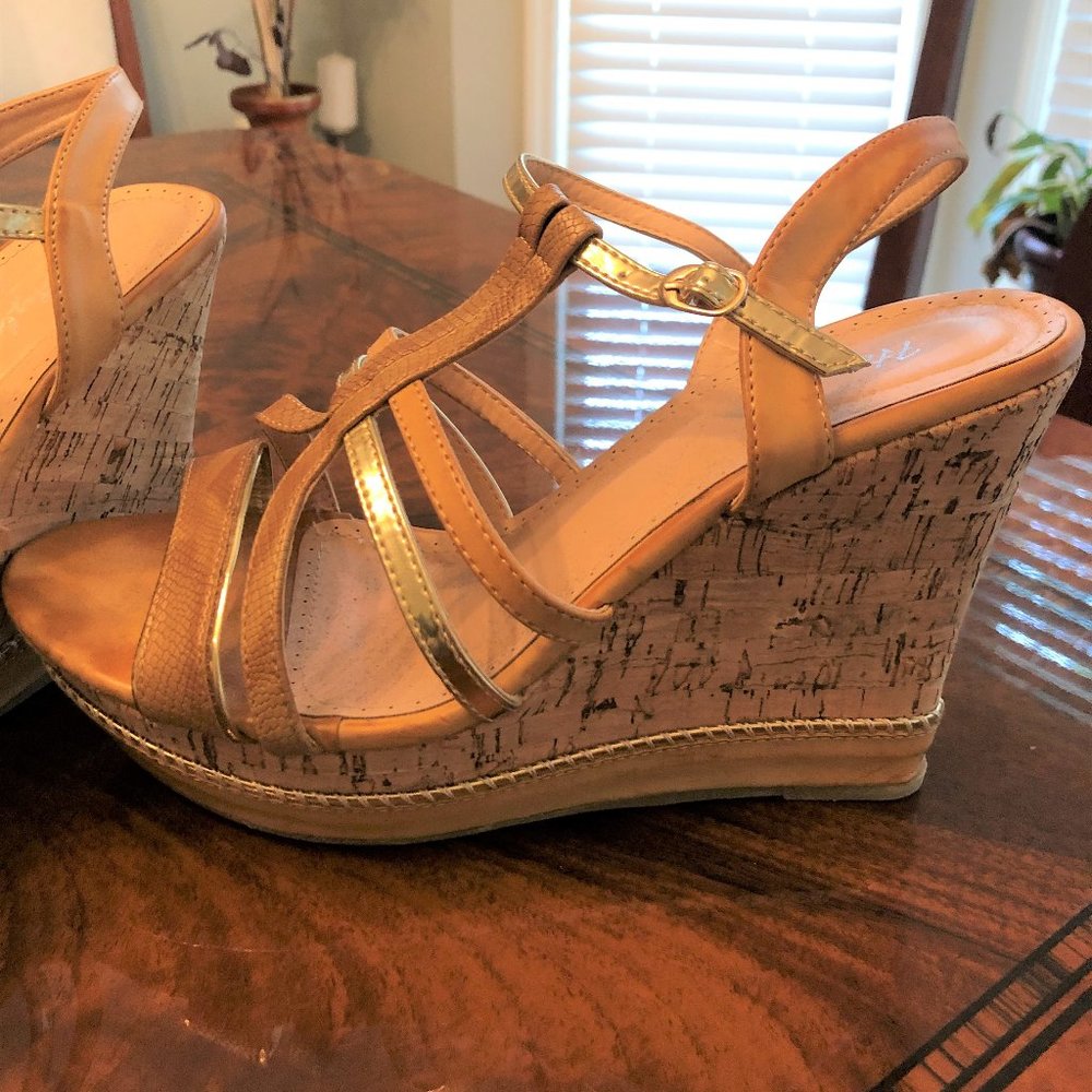 Tan and Gold Cork Wedge - Picture 2 of 5